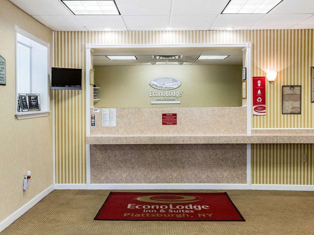 Quality & Hotel Plattsburgh